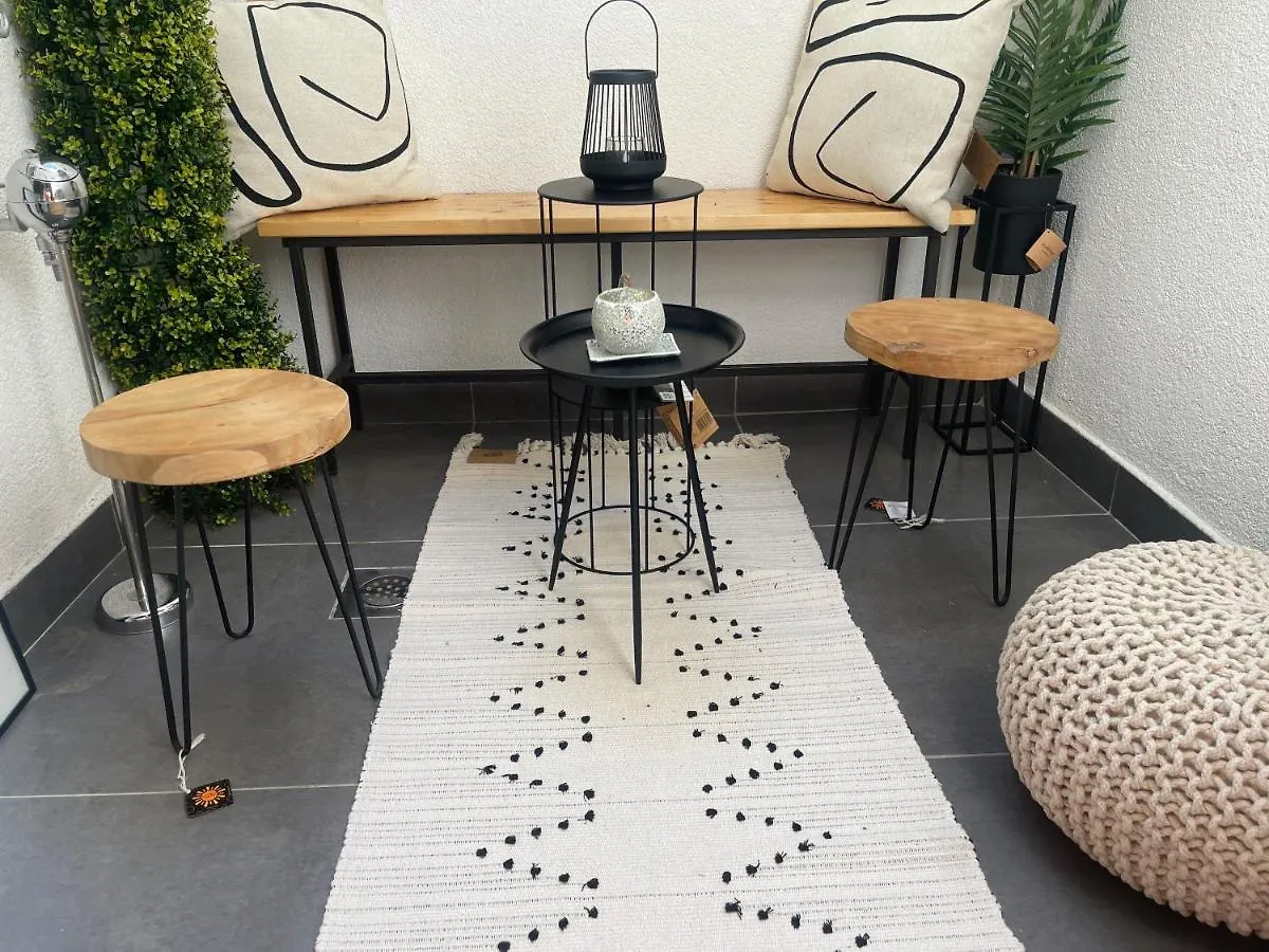 Spalatum New Chic Apartments & City Rooms With Kitchen And Terrace - City Centre Split