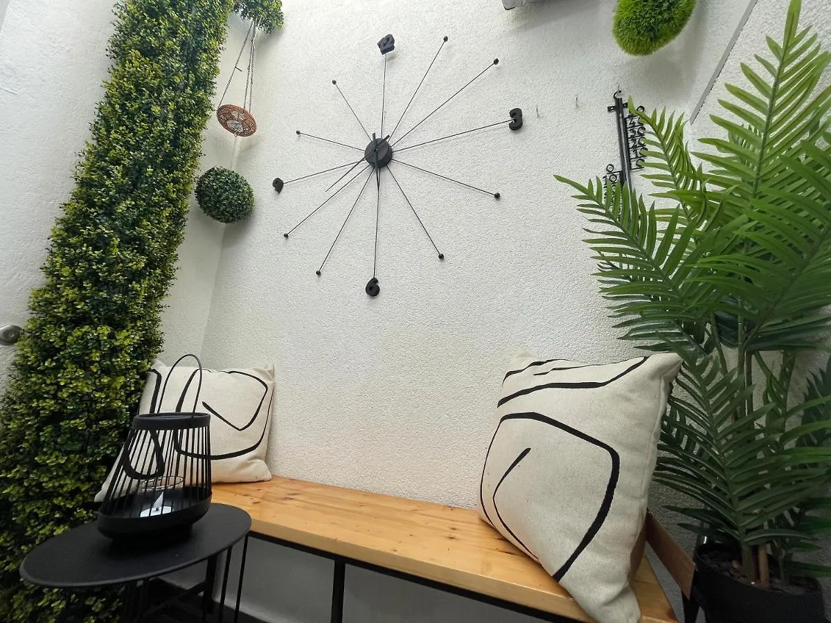Spalatum New Chic Apartments & City Rooms With Kitchen And Terrace - City Centre Split Croatia