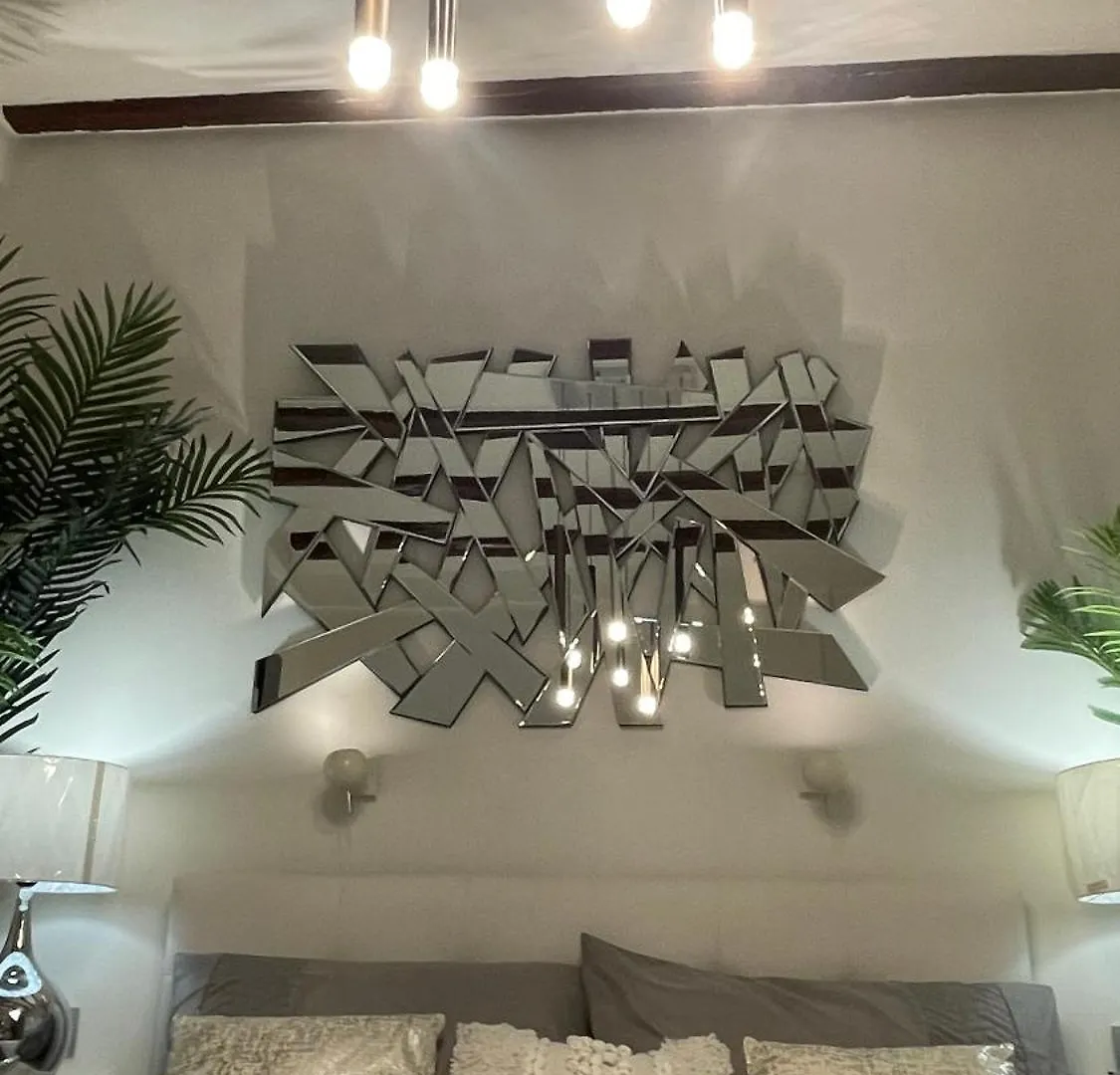 Spalatum New Chic Apartments & City Rooms With Kitchen And Terrace - City Centre Split