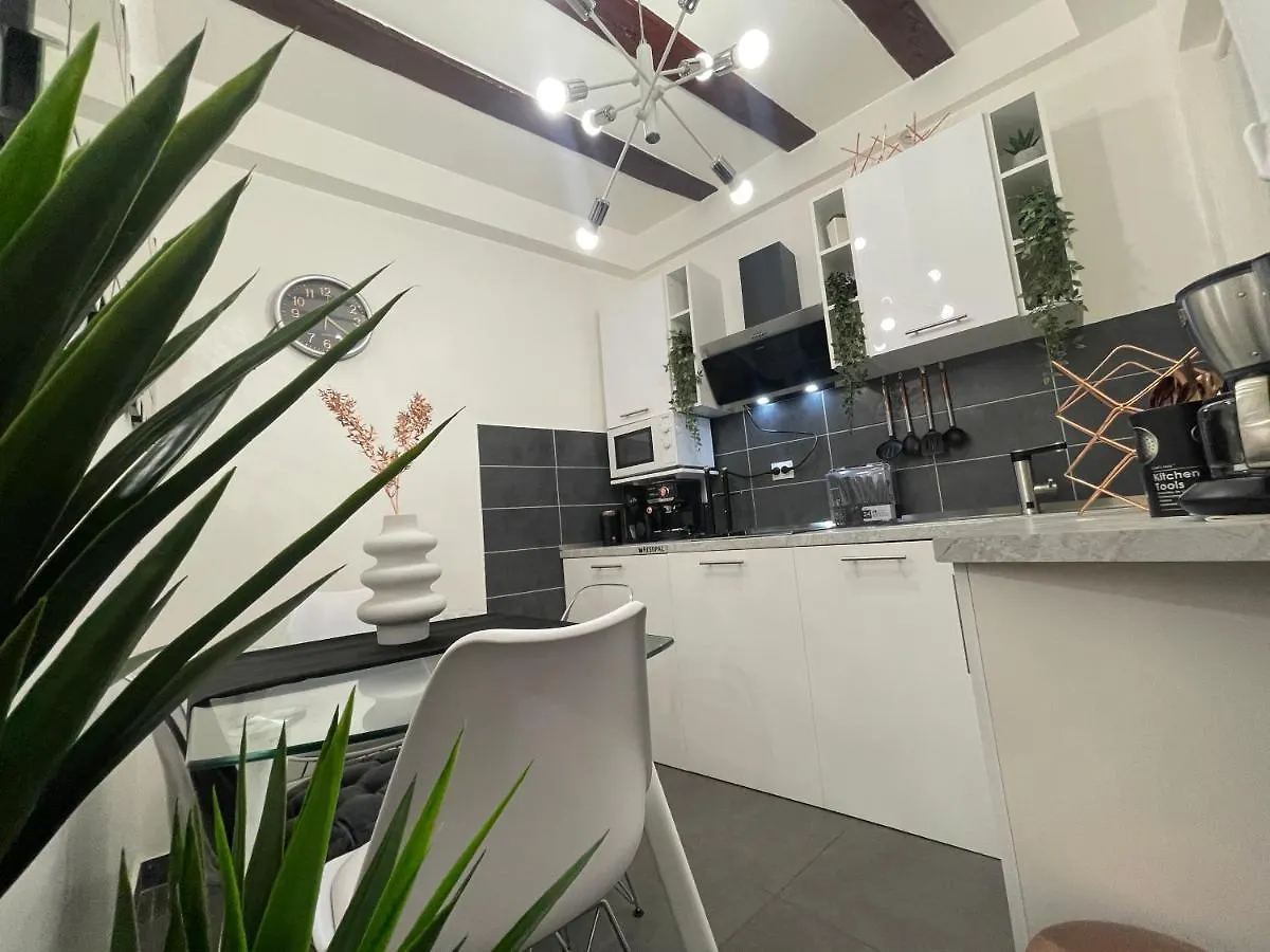 Spalatum New Chic Apartments & City Rooms With Kitchen And Terrace - City Centre Split 0*,  Croatia